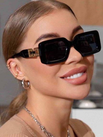 Square Shaped Fashionable Sunglasses